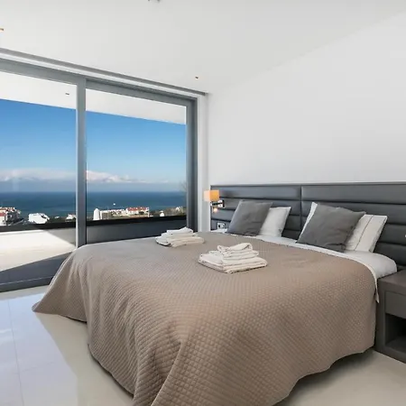 The / Ericeirahills Villa Ericeira