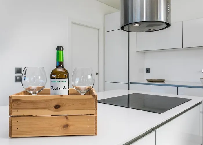 Villa The / Ericeirahills *